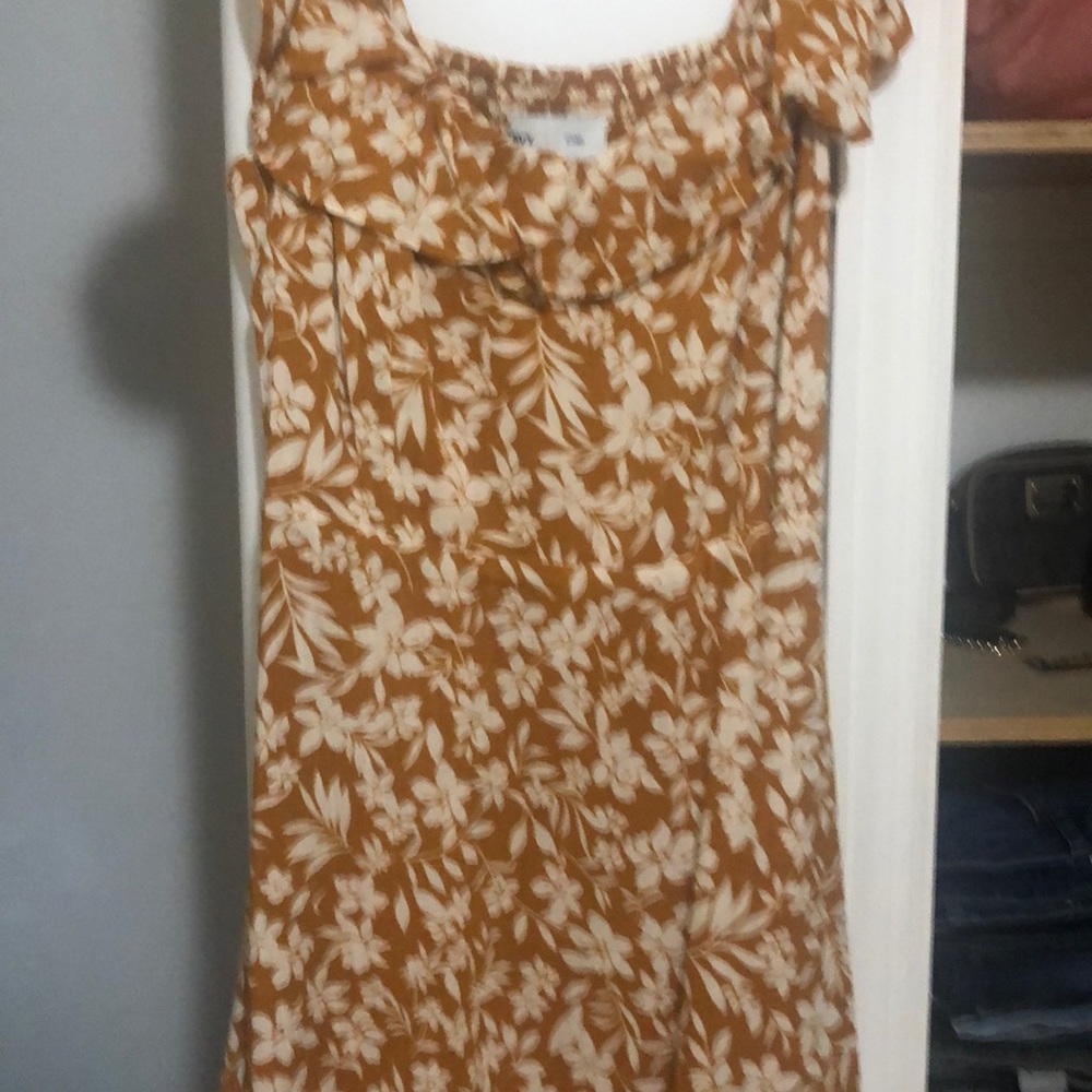 Yellow ruffled old navy dress